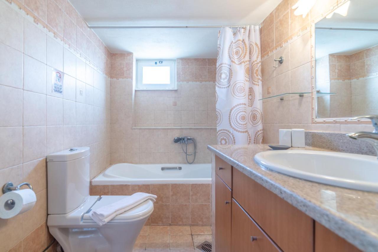 Apartment Spacious Near Downtown *